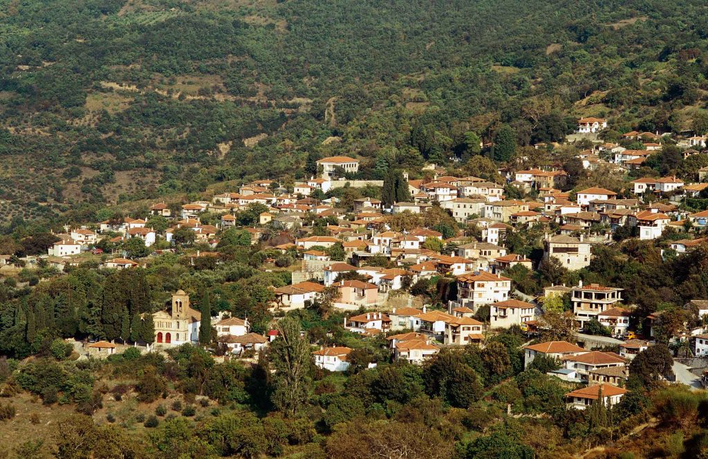 The village of Ambelakia in the Larissa area
