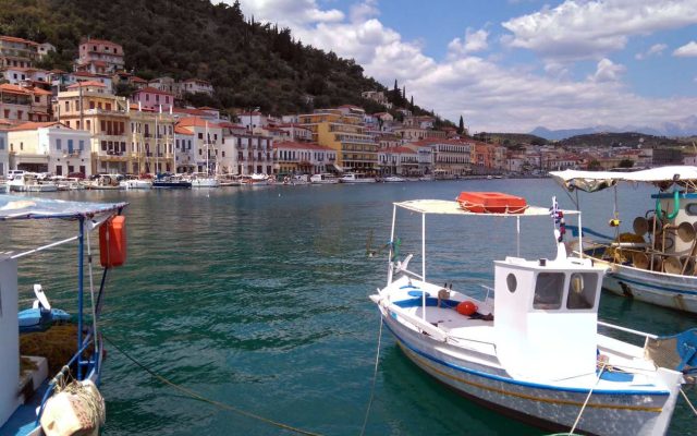 Gythio-in-Mani-Peloponnese.-Image-source-GNTO-K.-Kouzouni