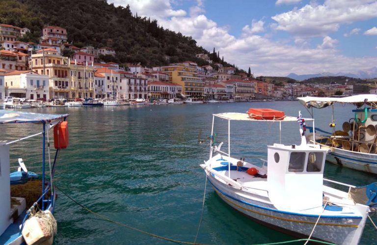 Gythio-in-Mani-Peloponnese.-Image-source-GNTO-K.-Kouzouni