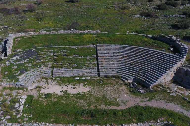 Attica.-Thoriko.-The-ancient-theater